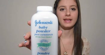 7 Amazing Uses For Baby Powder In Your Daily Routine