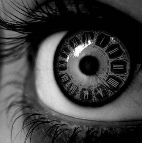 Clock contact lenses