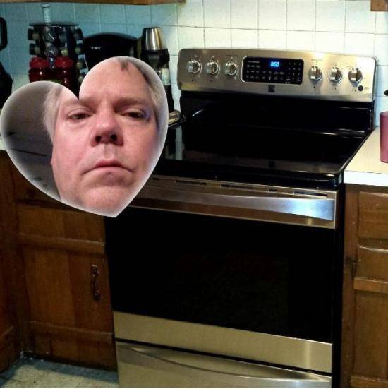 Dad sends pic of his new stove forgets to turn off the front cam heart feature