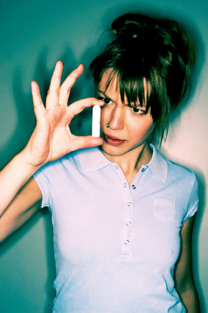 Should You Change Your Tampon Every Time You Pee? ThatViralFeed