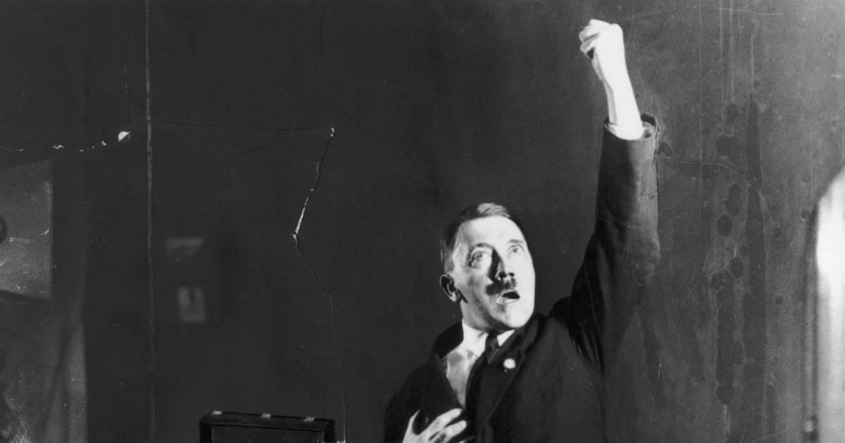 Hitler speech style picture