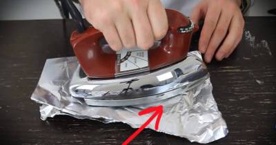 He Took 2 Pieces Of Bread And Irons Them With A Tin Foil. See What He Reveals!