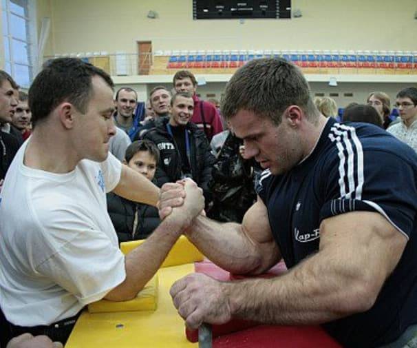 This Arm Wrestling Champion Has The Largest, Most Muscular Hands In The