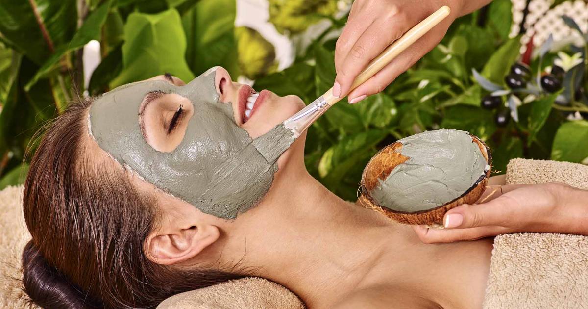 10 Amazing Homemade Natural Face Masks For Healthy Skin