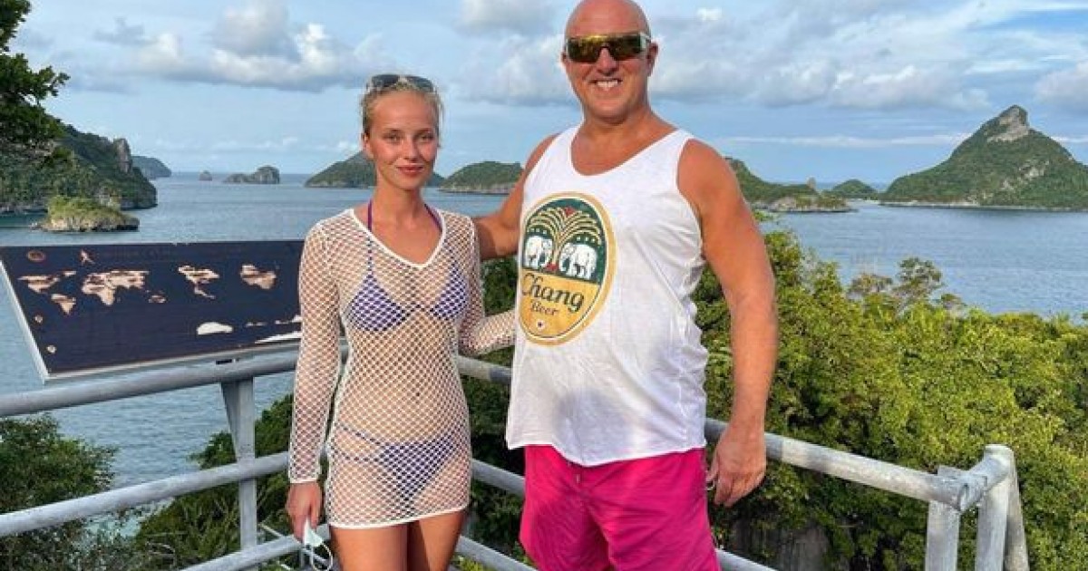 Woman With Millionaire Fiancé Who Is Twice Her Age Insists She’s Not A Golddigger