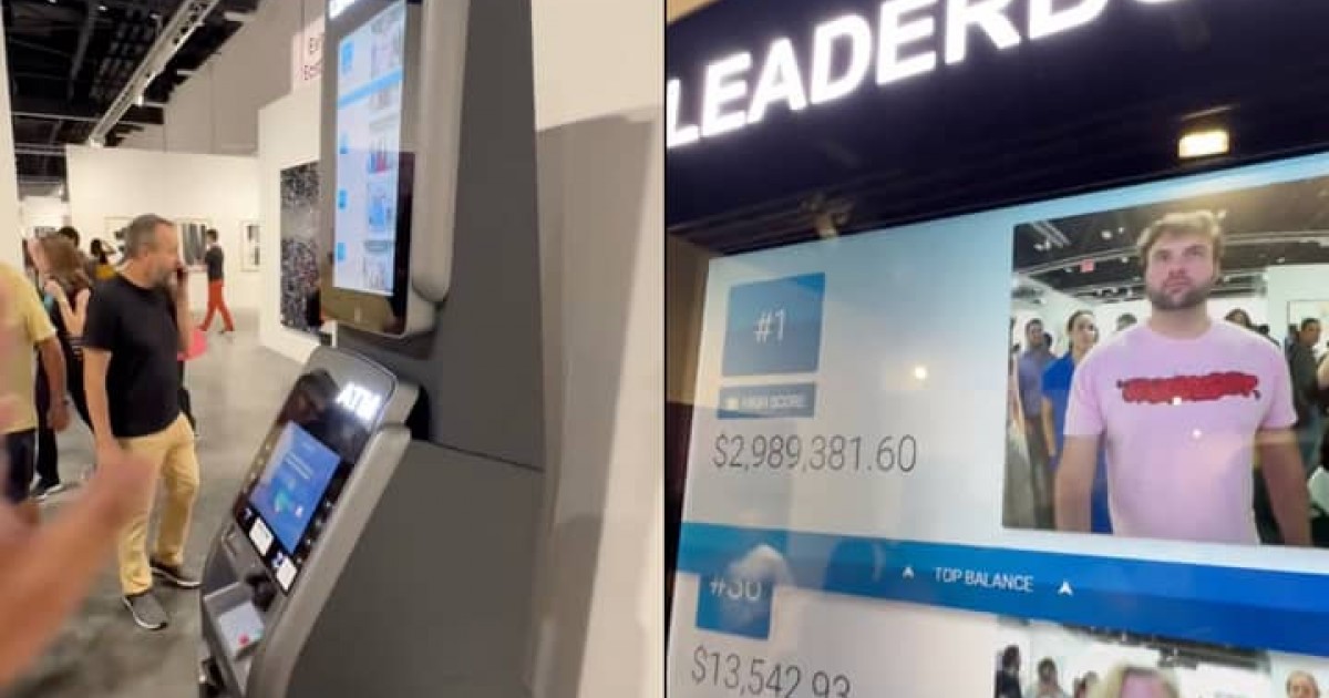 ATM In US Displays Bank Balances Of Customers For Everyone To See In The Form Of Leaderboard