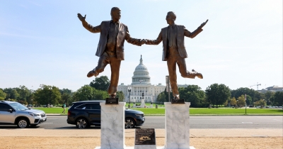 Statue Of Donald Trump And Jeffrey Epstein Holding Hands Mysteriously Shows Up On DC Landmark