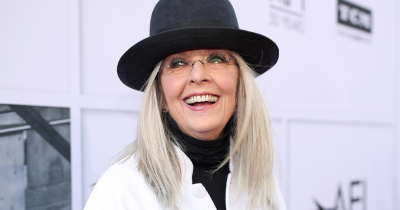 The Heartbreaking Reason Diane Keaton Always Wore Hats And Covered Her Neck In Public