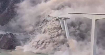 Shocking Moment 758-Meter-Long Bridge Collapses Just Months After Opening